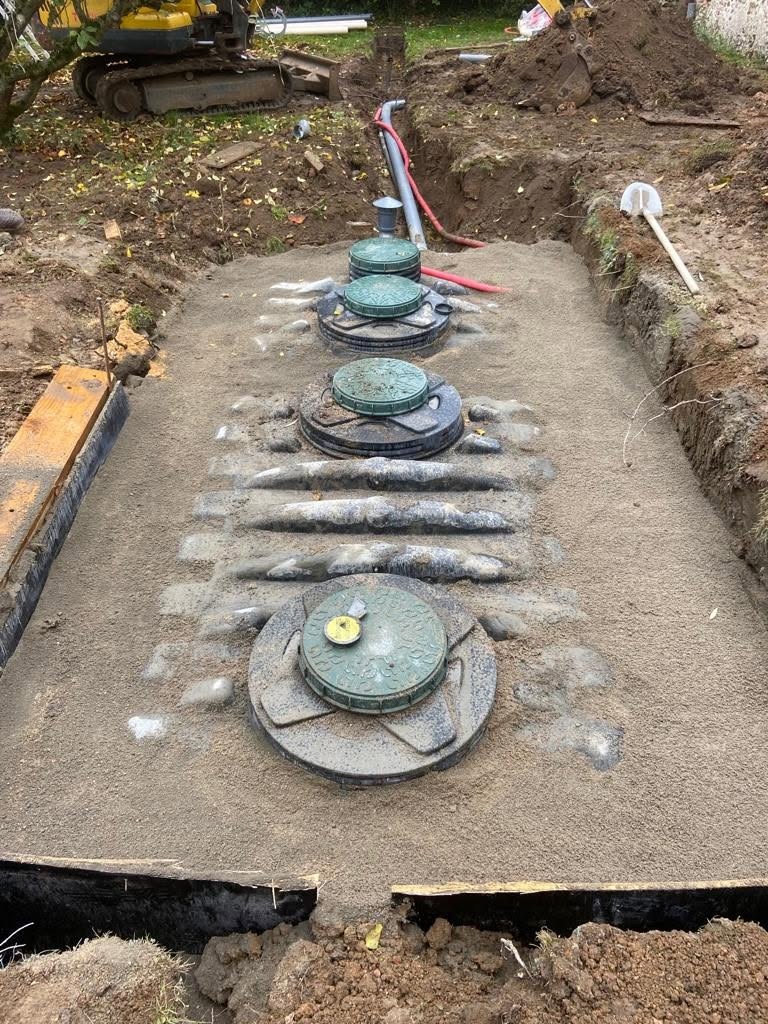 Installation d'une fosse septique Actifiltre avec pompe de relevage