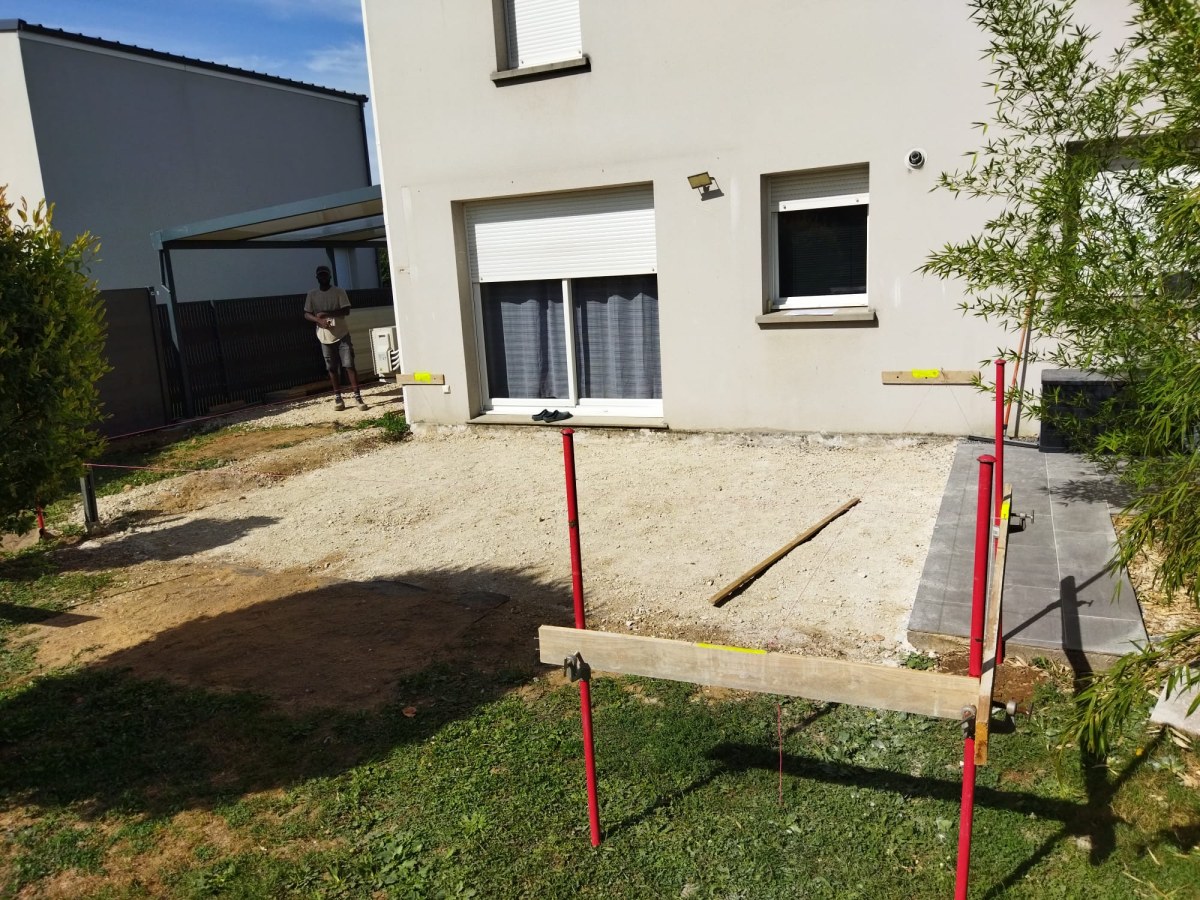 Extension contemporaine : un nouvel espace de vie lumineux
